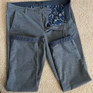 Mens Ted Baker Clasmay pant. Sz 34R. Navy blue. Lightly used.